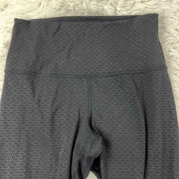 Lululemon Align Crop *21" Monochromic Black Emboss - Picture 2 of 6